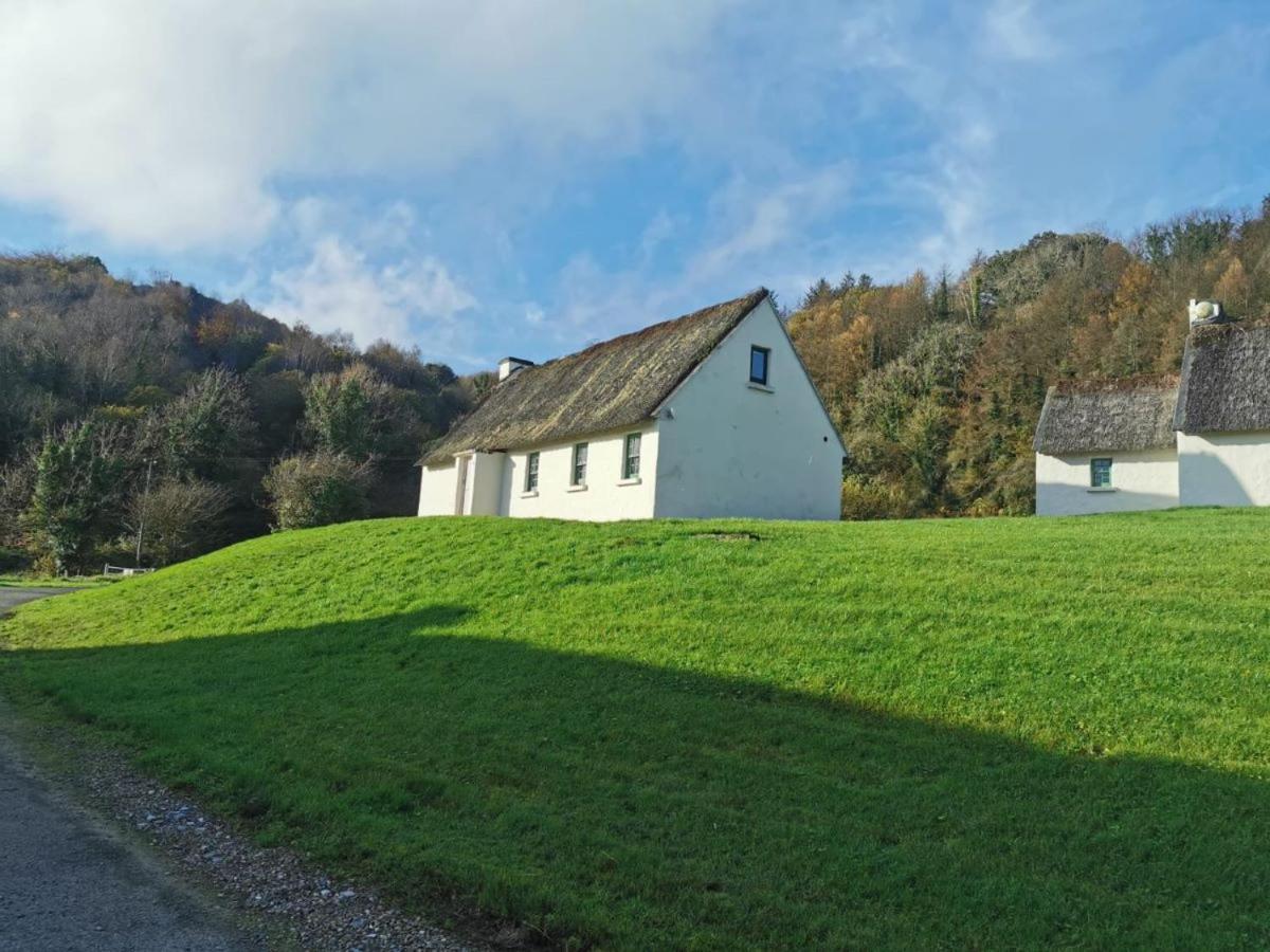 Corofin Lake Cottages Exterior photo
